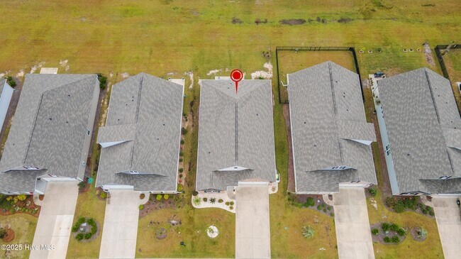 Building Photo - 614 Silos Wy