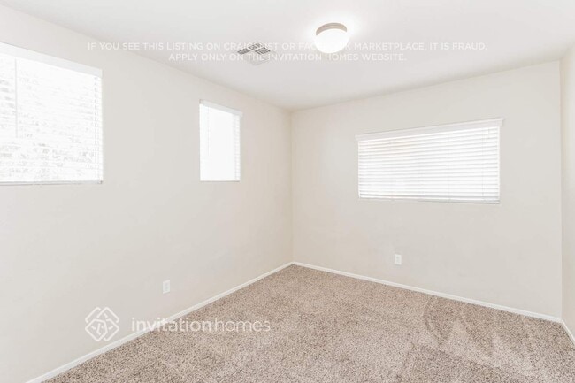 Building Photo - 4535 Pommerelle St