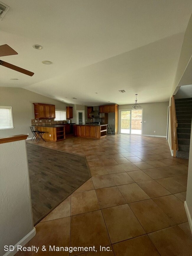 Building Photo - 3 br, 3 bath House - 8646 GOLDEN RIDGE ROAD
