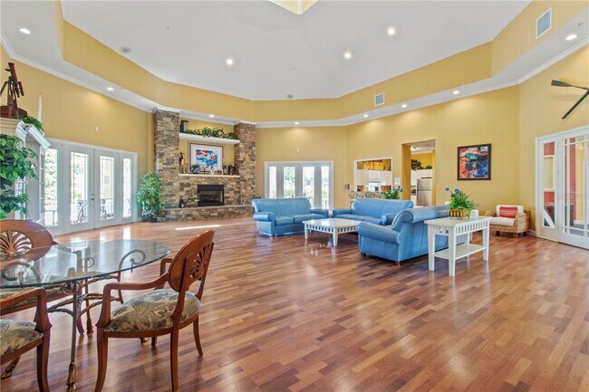 Building Photo - 5560 Rosehill Rd
