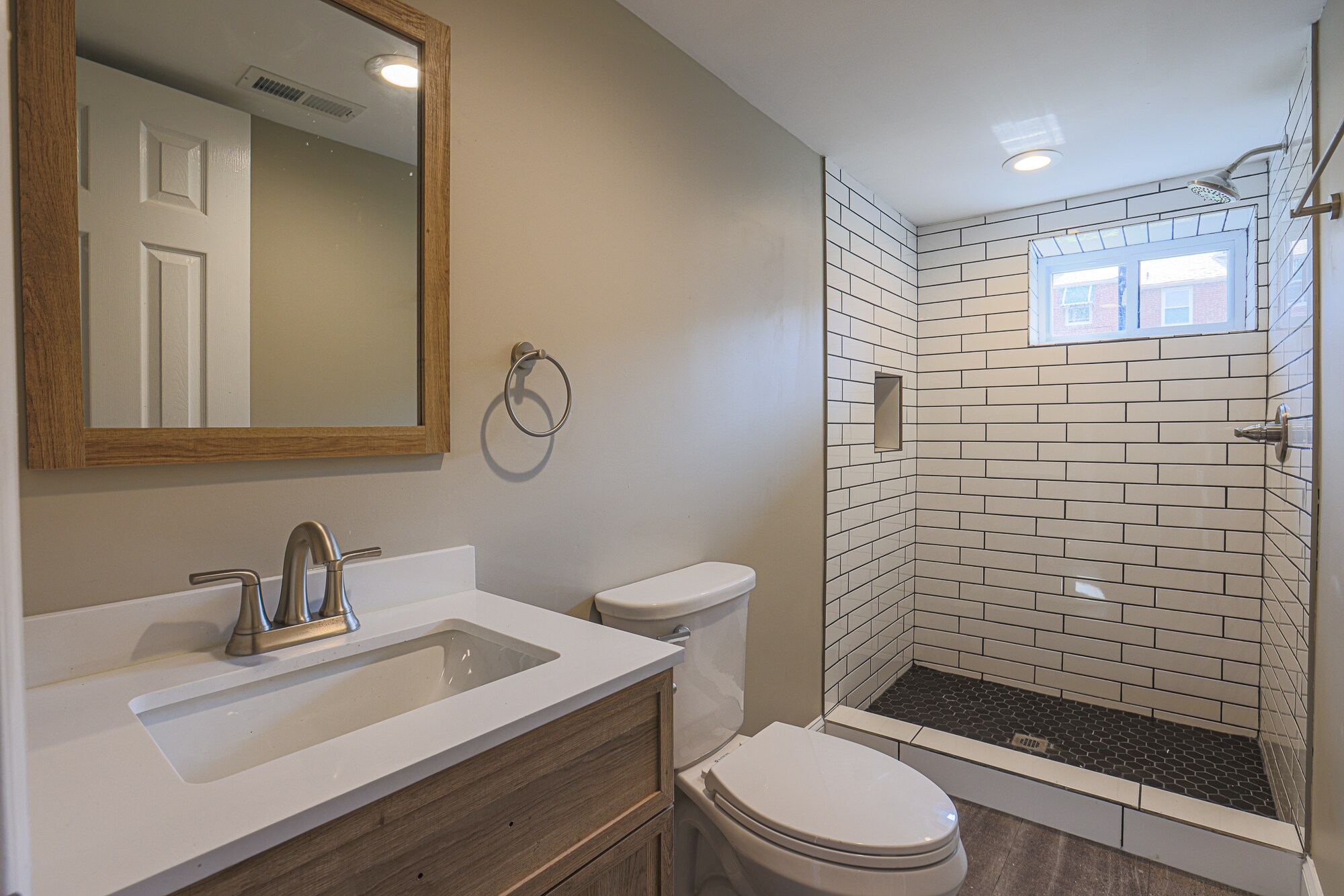 Basement full bath - 3825 Rexmere Rd