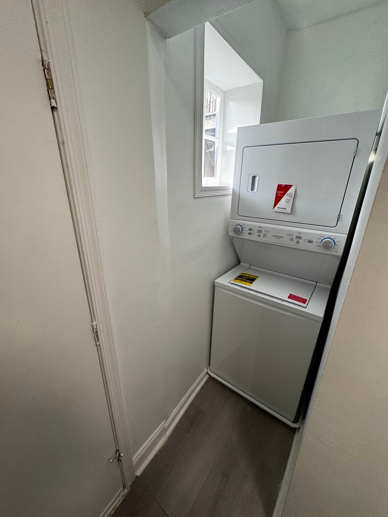 New In Unit Washer/Dryer - 2448 Lakeview Ave