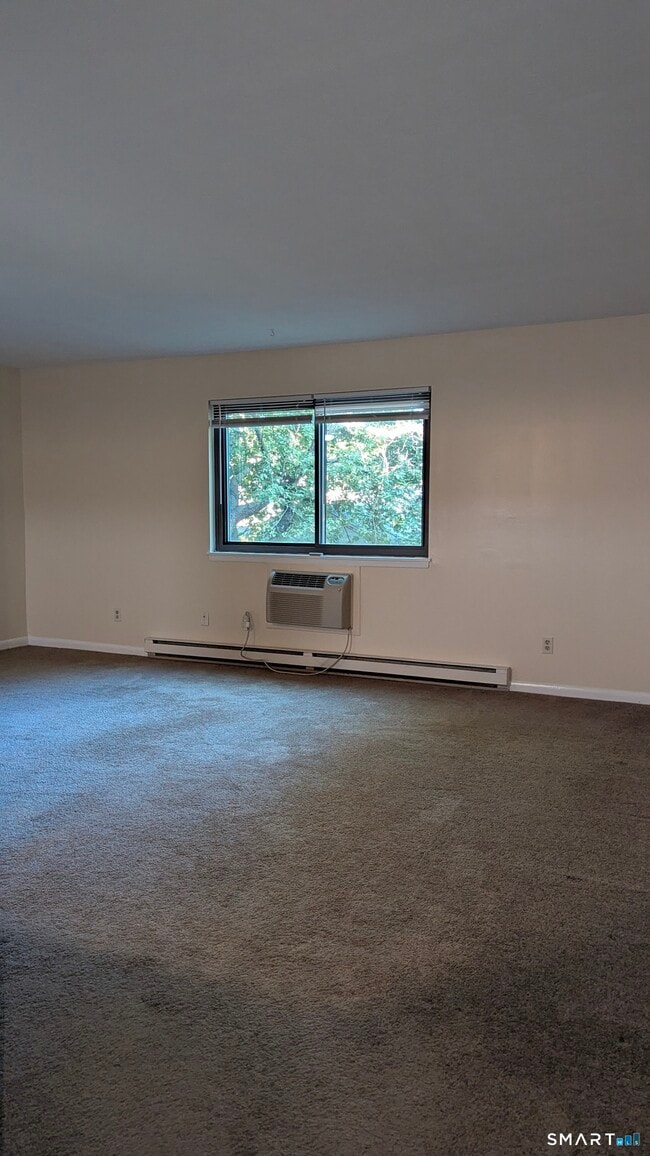 Building Photo - 65 California St