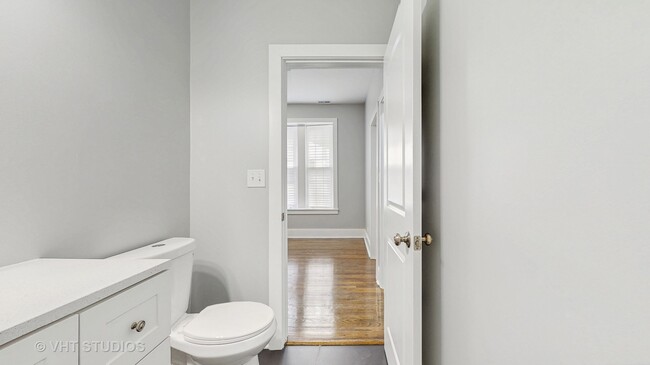 Building Photo - 2626 E 78th St
