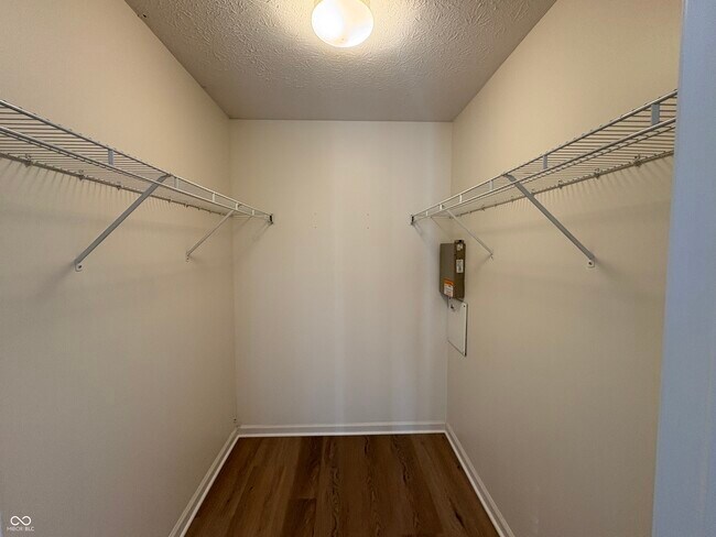 Building Photo - 12259 Slate Dr