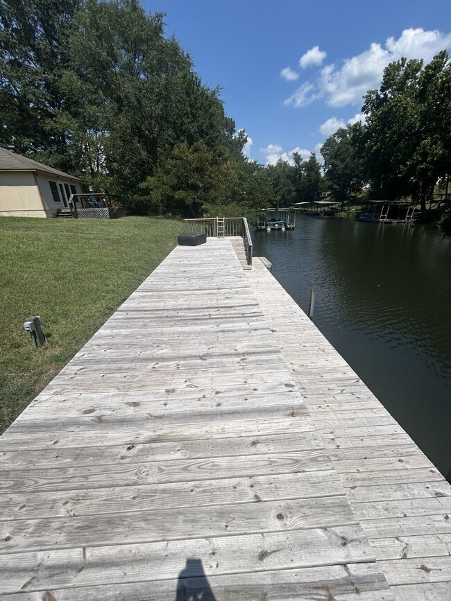 Building Photo - 1663 Treasure Isle Rd