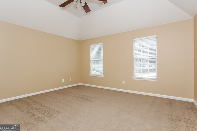 Building Photo - 4530 Talon Way