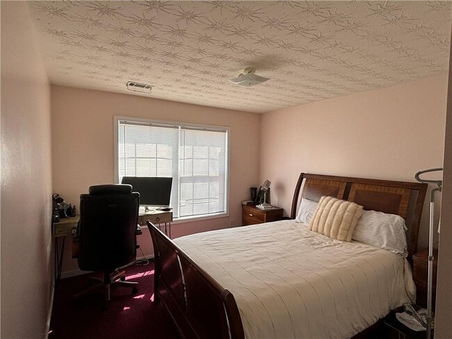 Building Photo - 3287 Baymount Way