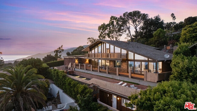 Primary Photo - 620 Resolano Dr