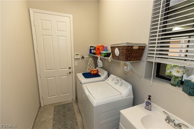 Building Photo - 11593 Lakewood Preserve Pl