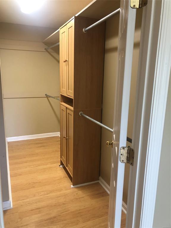 Building Photo - 4145 Johnstown Dr