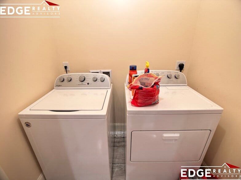 Building Photo - 7 Cufflin St