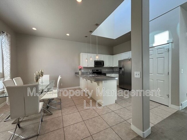 Building Photo - 7947 S 5095 W