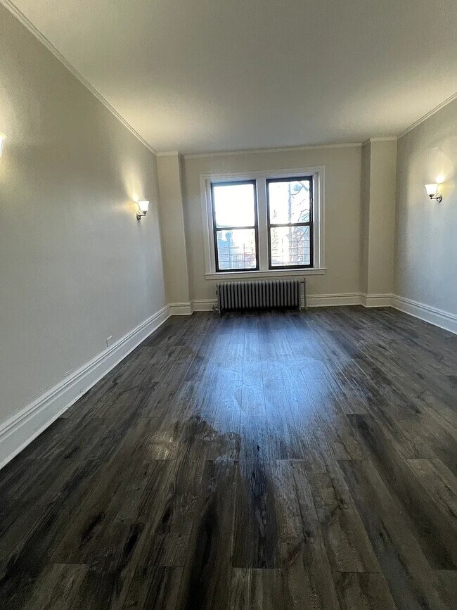 Building Photo - 157 S Harrison St