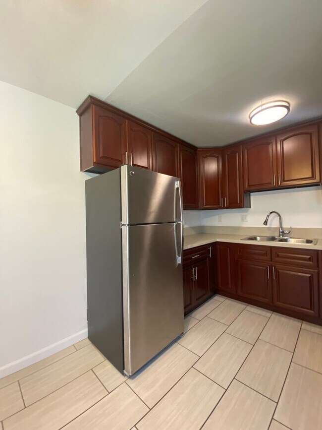 Building Photo - East Village One bedroom *Move-In Special*