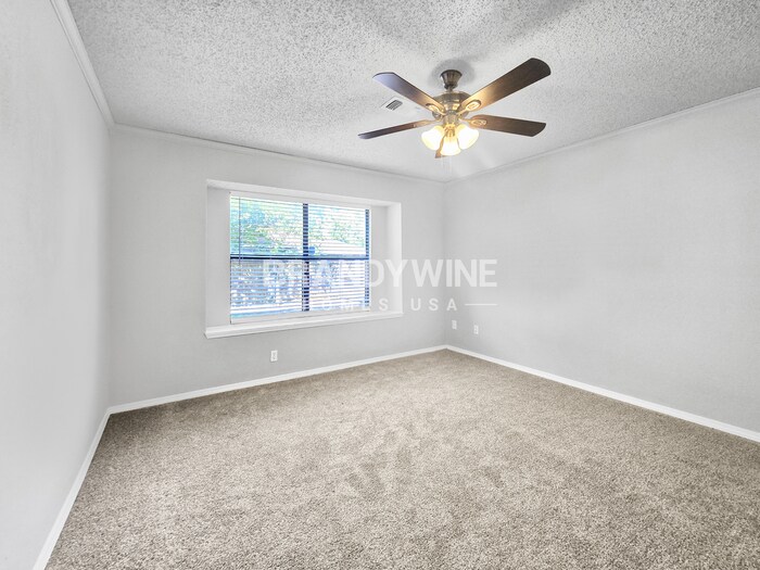 Building Photo - 6508 Hyden Dr