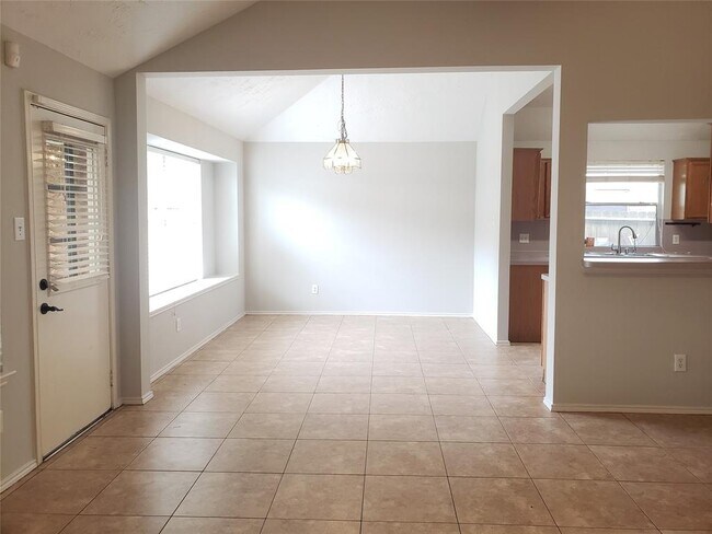 Building Photo - 4219 Custer Creek Dr