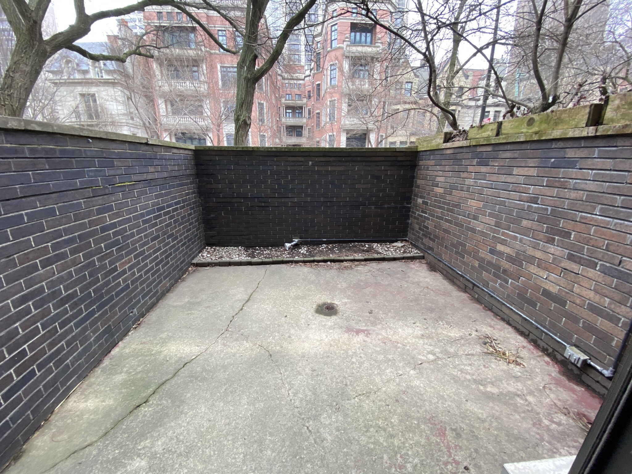Building Photo - 1443 N Dearborn St