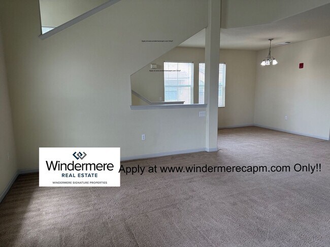 Building Photo - Absolute MUST See Condo In Immaculate Condition With Open Flowing Floor Plan!