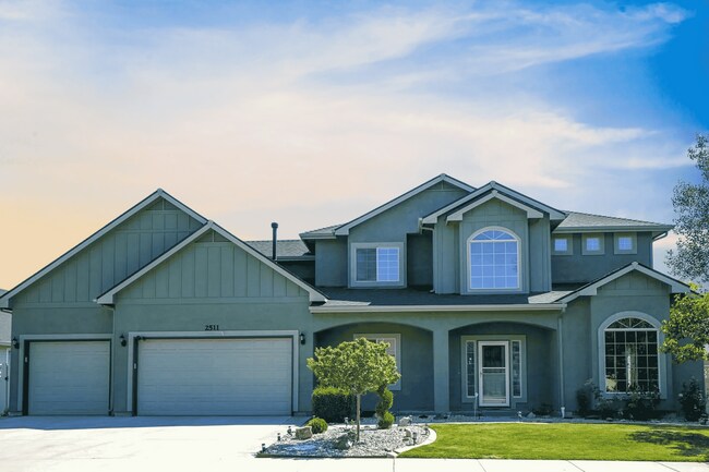 Building Photo - 2511 W Teano Dr