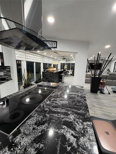 Building Photo - 11240 NW 43rd St