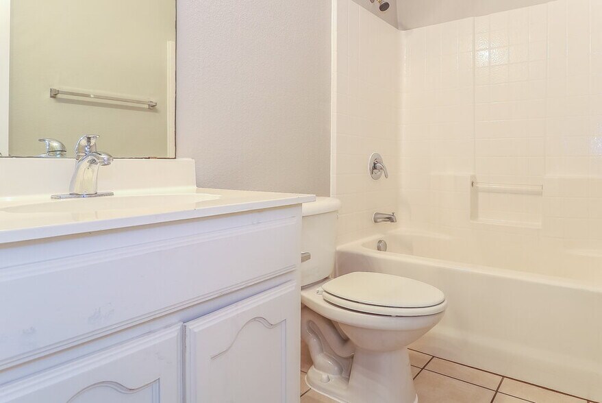 Building Photo - 7905 Raton Ridge Ln