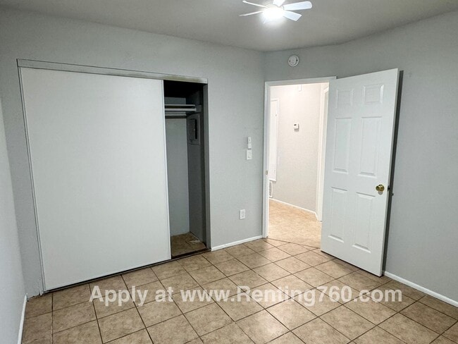 Building Photo - Newly Remodeled 2 Bed 1 Bath Near Downtown!