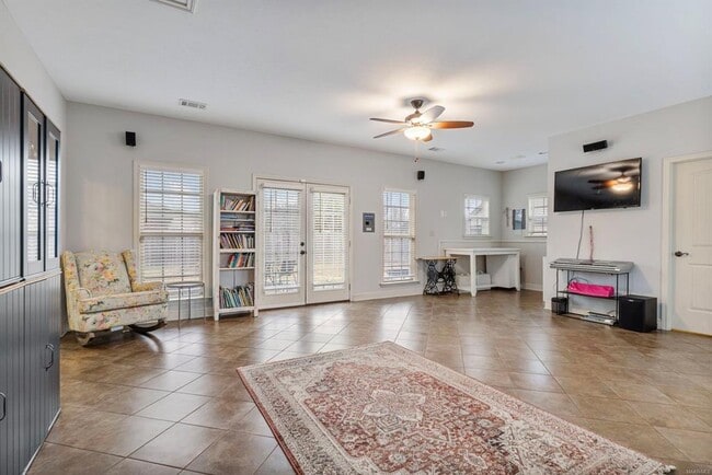 Building Photo - 416 Harvest Loop