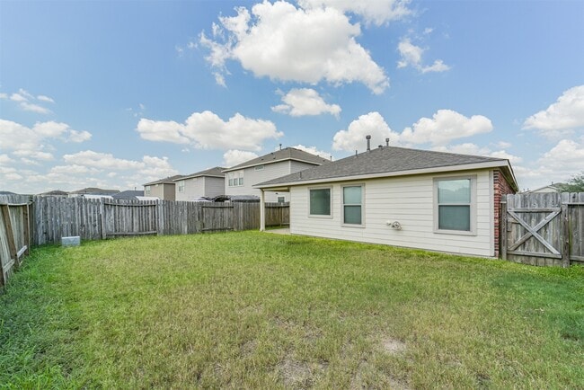 Building Photo - 21323 Slate Crossing Ln