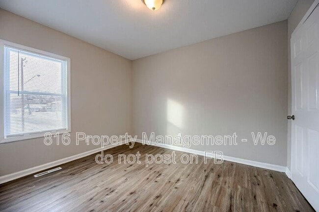 Building Photo - 6901 Jackson Ave