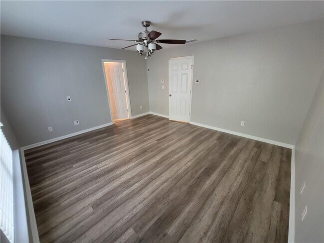 Building Photo - 501 Windstone Trail