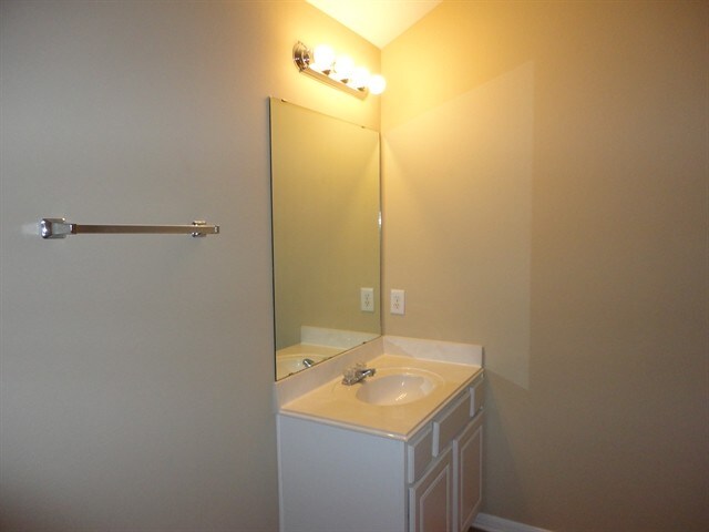 Building Photo - 16511 Cypress Brook Ct