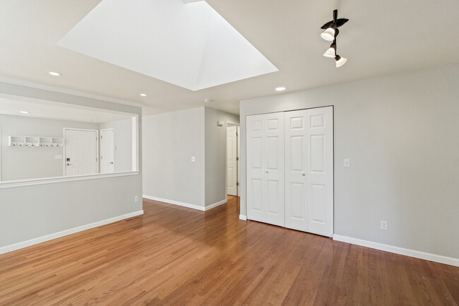 Building Photo - 10538 NE 141st St