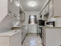 Building Photo - 2 bed/ 1 bath condo in Bethany