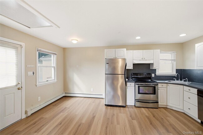 Building Photo - 34 Markwood Ln