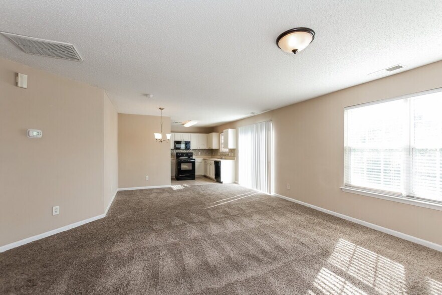 Building Photo - 10520 Pickerel Ln