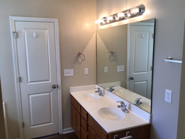 Building Photo - 3392 Fletton Way