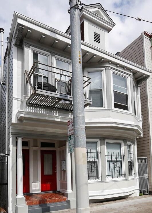 Building Photo - 850-858 Presidio Ave