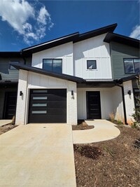 Building Photo - 1118 Emilia Ave