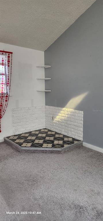 Building Photo - 6153 9th Ave