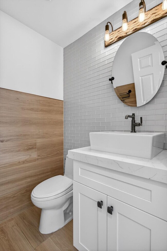 Building Photo - 1012 Fairfield Meadows Dr