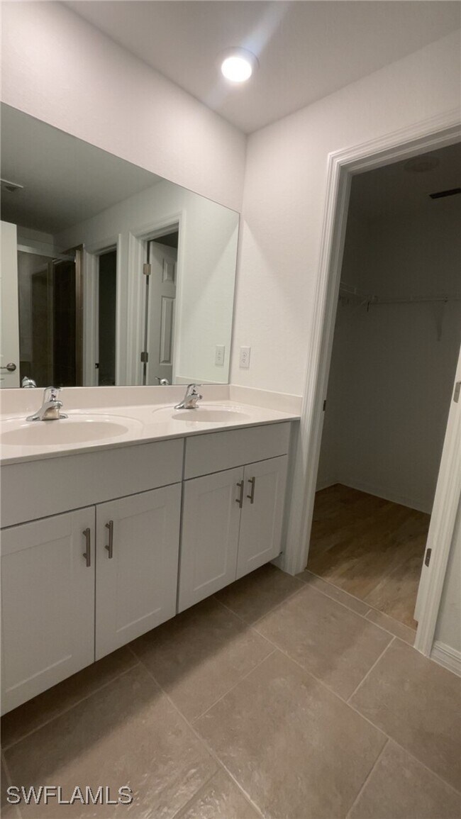 Building Photo - 14195 Oviedo Pl