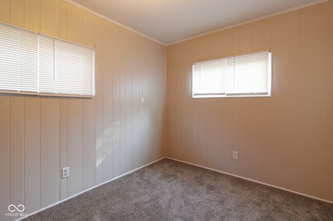 Building Photo - 5866 Shimer Ave
