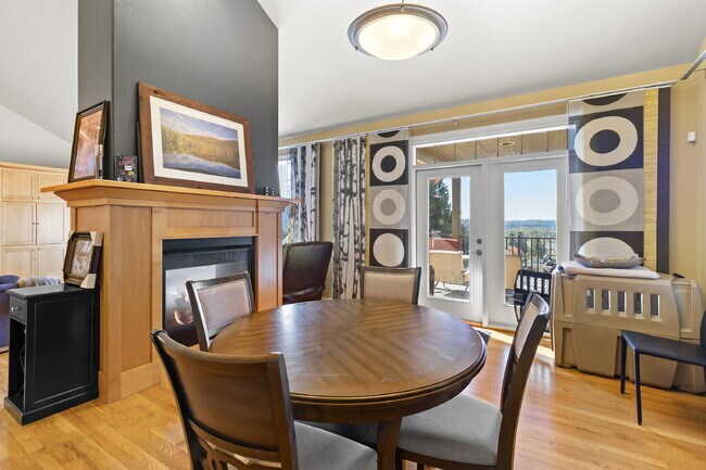 Building Photo - Beautiful, 5-Bedroom, Spacious, Damascus Home with Incredible Views