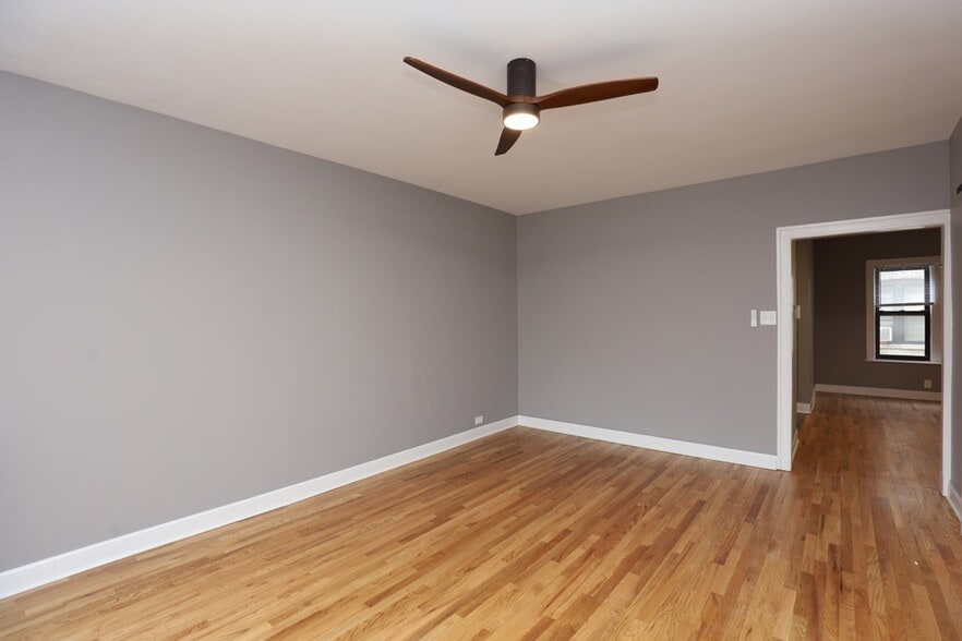 Building Photo - 626 W Stratford Pl