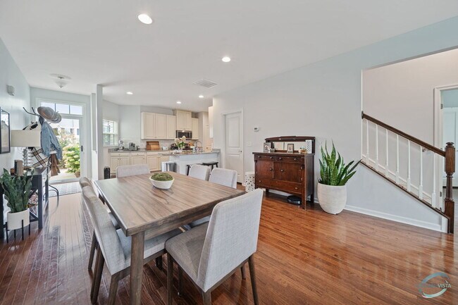 Building Photo - 12908 White Pine Way