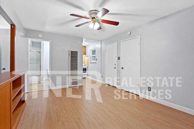 Building Photo - Updated Charming Studio in Historic Folsom...