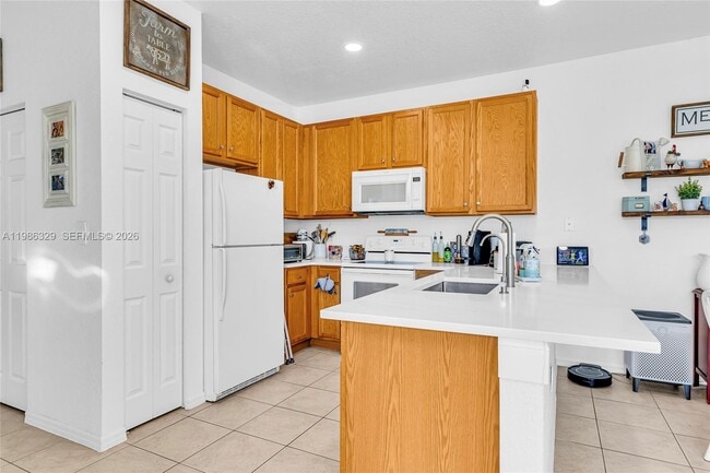 Building Photo - 2905 Crestwood Ter