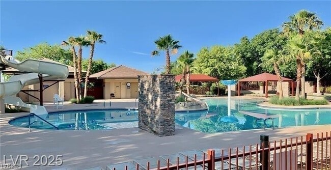 Building Photo - 2431 Lilac Cove St