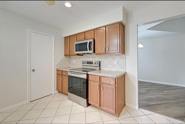 Building Photo - 13310 Meisterwood Dr